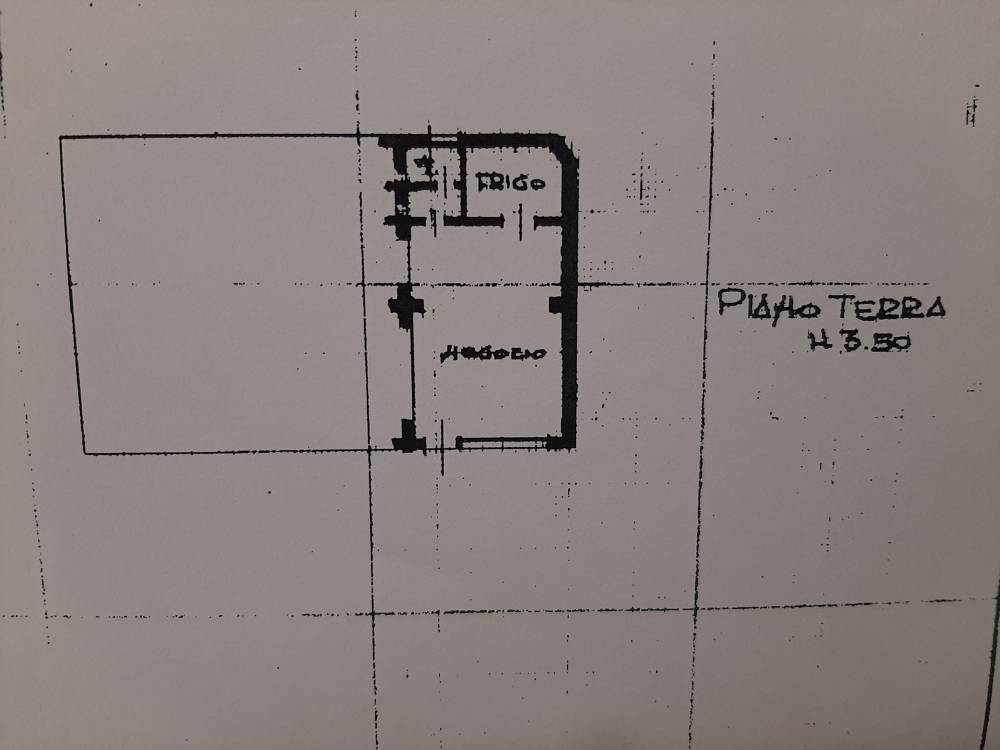 NEGOZIO CON SALA RIUNIONI - Negozio a SAN DONA' DI PIAVE zona CENTRO in affitto - Rif.: 2412