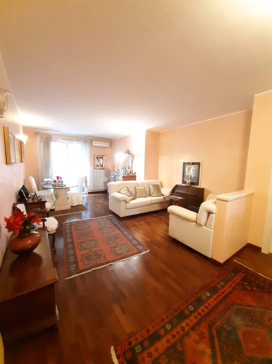 soggiorno - Appartamento 3 camere a SAN DONA' DI PIAVE zona CENTRO in vendita - Rif.: 2409