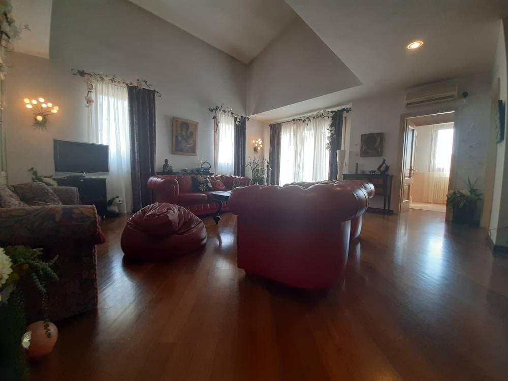 soggiorno - Appartamento 3 camere a SAN DONA' DI PIAVE zona CENTRO in vendita - Rif.: 2370