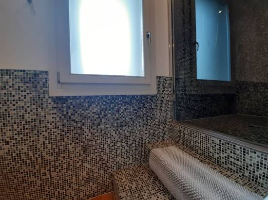 dettagli bagno p.1 - Casa singola SAN DONA' DI PIAVE in vendita - Rif.: 2367