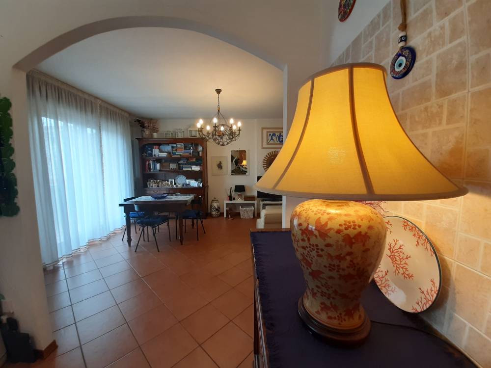 cucina vista soggiorno - Casa a schiera 3 camere a SAN DONA' DI PIAVE zona ISTITUTI in vendita - Rif.: 2426