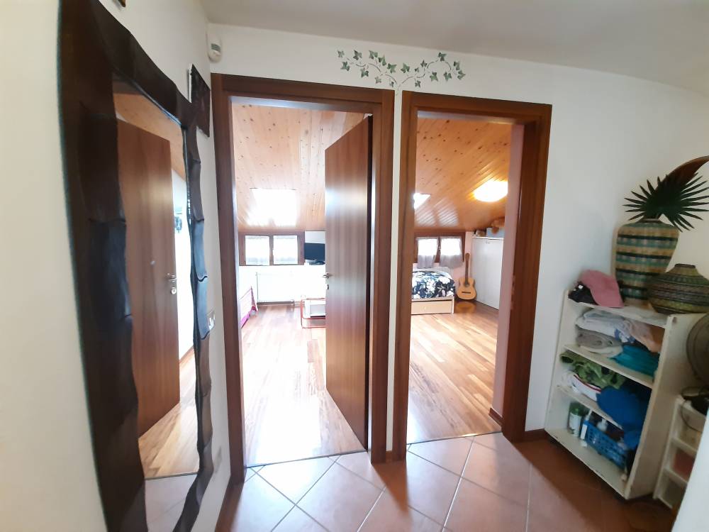 disimpegno sottotetto - Casa a schiera 3 camere a SAN DONA' DI PIAVE zona ISTITUTI in vendita - Rif.: 2426