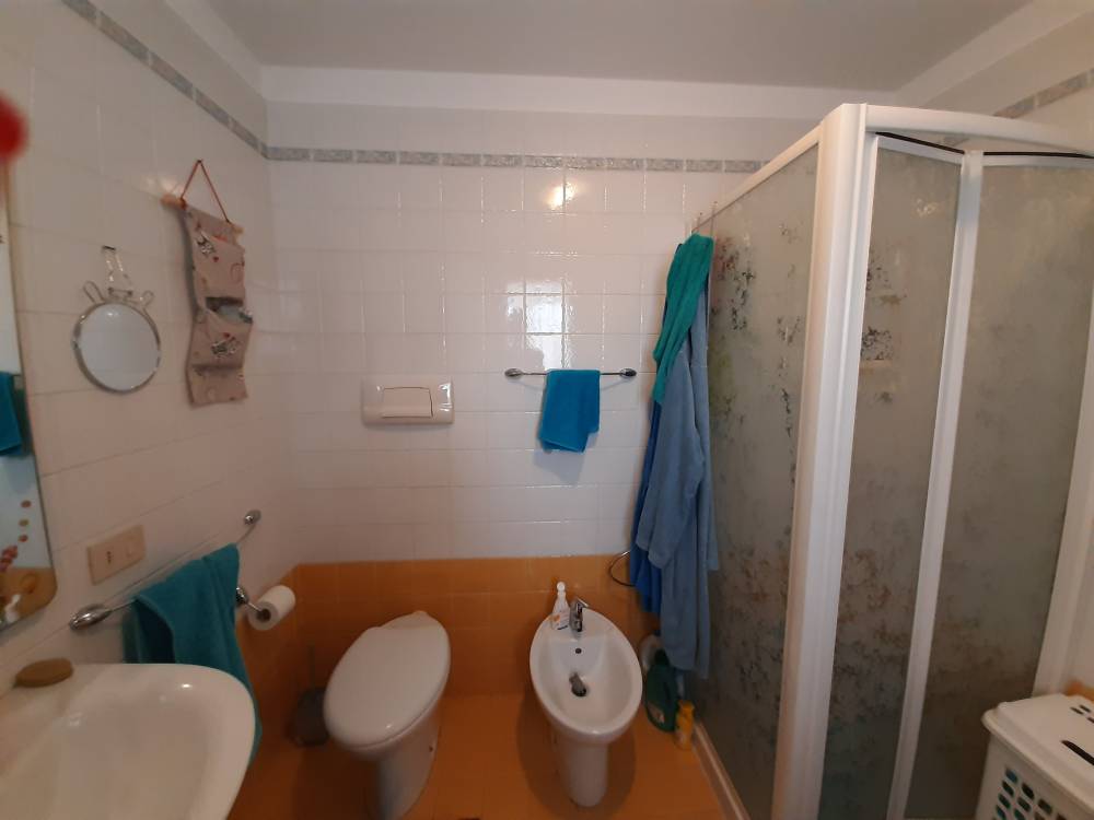 bagno sottotetto - Casa a schiera 3 camere a SAN DONA' DI PIAVE zona ISTITUTI in vendita - Rif.: 2426