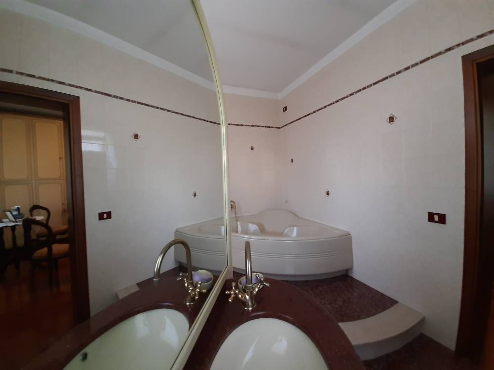 bagno - Casa singola a SAN DONA' DI PIAVE in vendita - Rif.: 2427