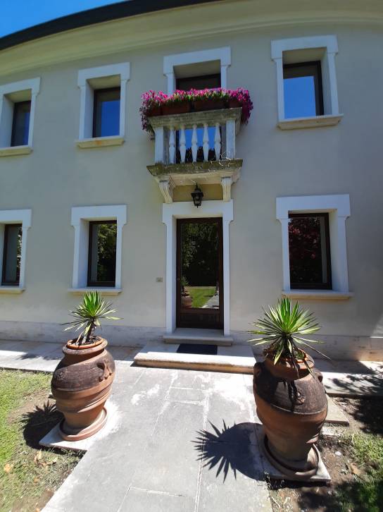 esterno - Casa singola a SAN DONA' DI PIAVE in vendita - Rif.: 2427