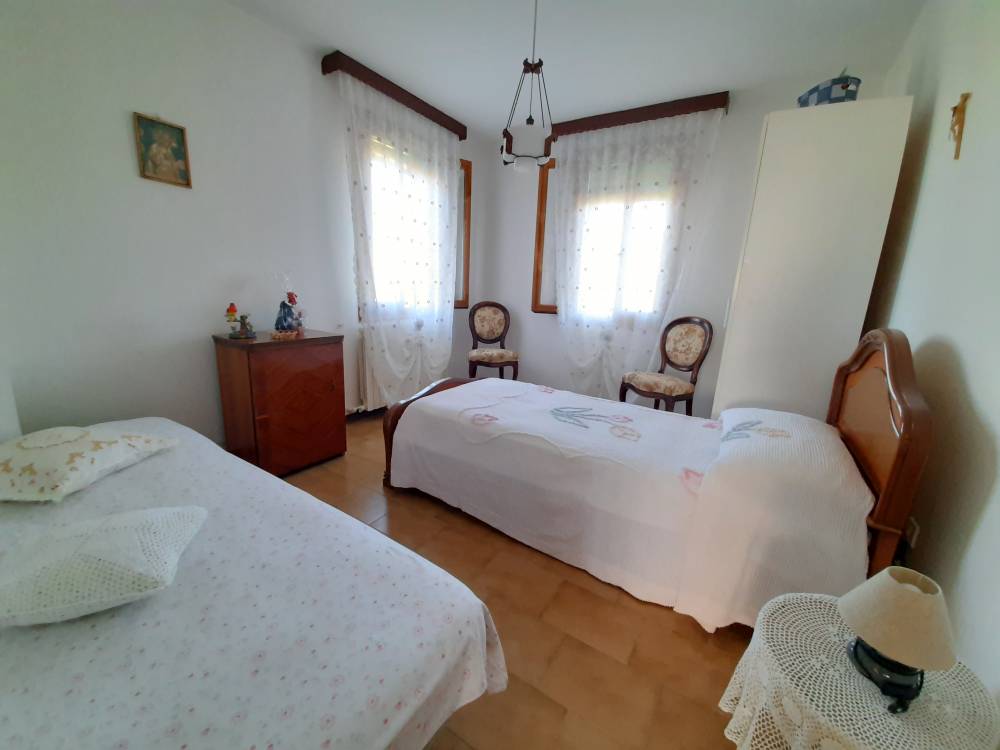 SECONDA CAMERA P1 - Bivilla a SAN DONA' DI PIAVE zona LOCALITA' PALAZZETTO in vendita - Rif.: 2449