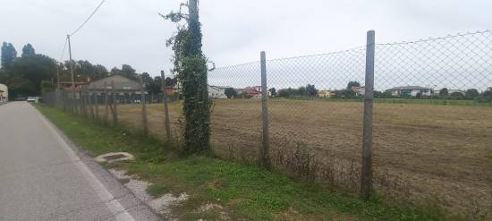 Foto 2 - Terreno edificabile SAN DONA' DI PIAVE zona CHIESANUOVA in vendita - Rif.: 2385