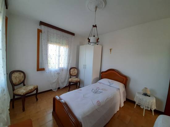 SECONDA CAMERA P1 - Bivilla SAN DONA' DI PIAVE zona LOCALITA' PALAZZETTO in vendita - Rif.: 2449