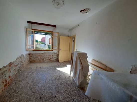 CAMERA PT - Bivilla SAN DONA' DI PIAVE zona LOCALITA' PALAZZETTO in vendita - Rif.: 2449